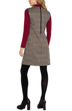 Load image into Gallery viewer, Liverpool Sleeveless Shift Dress in Black &amp; Tan Houndstooth
