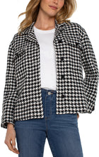 Load image into Gallery viewer, Liverpool Boxy Black &amp; White Houndstooth Cropped Shacket with Side Slits
