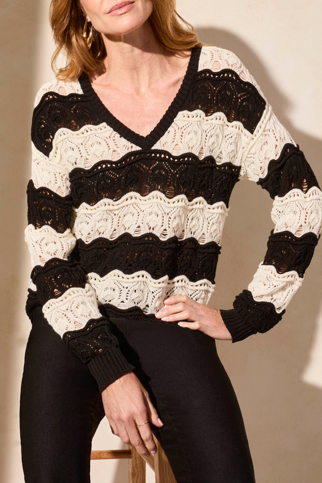 Tribal Long Sleeve V-Neck Crochet Swirl Stripe Sweater in Black